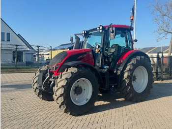 장궤형 트랙터 VALTRA N134