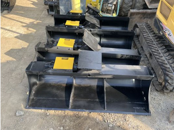 굴삭기 버킷 Godet de curage inclinable pour minipelle 2T - 4T : 사진 5 굴삭기 버킷 Godet de curage inclinable pour minipelle 2T - 4T : 사진 5