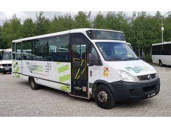 소형 버스 IVECO Daily