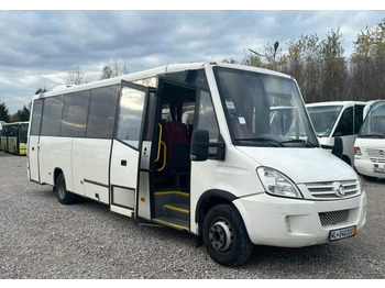 소형 버스 IVECO Daily