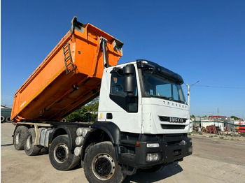 덤프트럭 IVECO Trakker