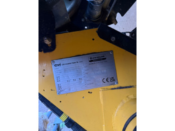 리스  New Holland Roll-Belt 180 Baler New Holland Roll-Belt 180 Baler : 사진 3