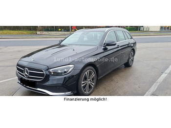 차량 MERCEDES-BENZ