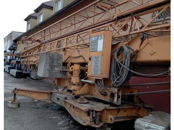 자립형 크레인 LIEBHERR