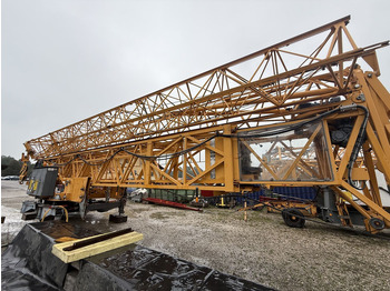 자립형 크레인 LIEBHERR