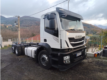 캡 새시 트럭 IVECO Stralis