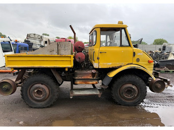 드롭사이드/ 플랫베드 트럭 Mercedes-Benz UNIMOG 406B : 사진 5
