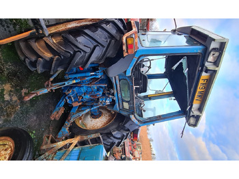 리스  Ford 7810 4×4 Tractor Ford 7810 4×4 Tractor : 사진 3
