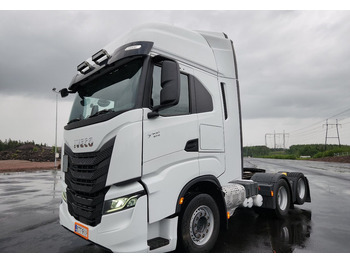 트랙터 유닛 IVECO S-WAY