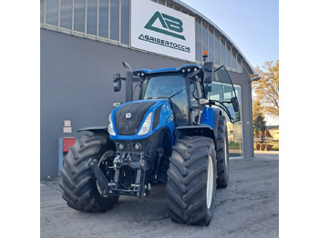 리스 NEW HOLLAND T7 HD NEW HOLLAND T7 HD : 사진 2 리스 NEW HOLLAND T7 HD NEW HOLLAND T7 HD : 사진 2