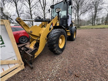 휠 로더 CATERPILLAR 908H