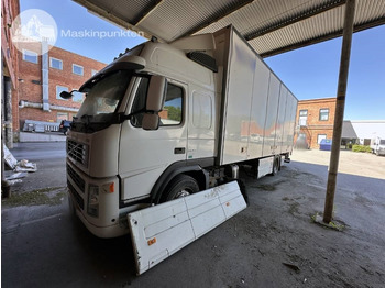 박스 트럭 VOLVO FM 300