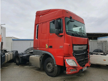 트랙터 유닛 DAF XF 460