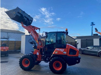 휠 로더 KUBOTA R065