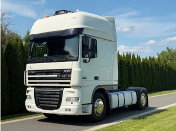 트랙터 유닛 DAF XF 105 460