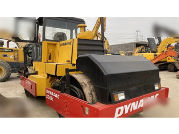 로드 롤러 DYNAPAC CC421 : 사진 2