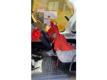 크롤러 굴삭기 KOMATSU PC450 : 사진 5