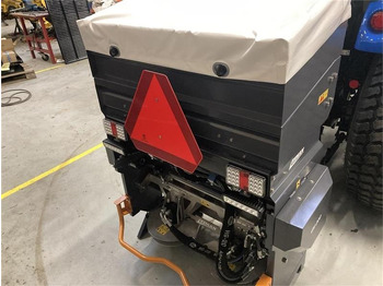 모래/ 소금 살포기