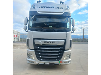 트랙터 유닛 DAF XF 530