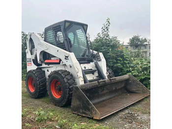 스키드 스티어 로더 BOBCAT S300