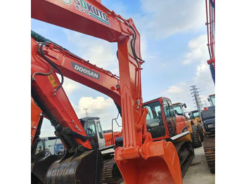 굴착기 Hitachi Brand Zx210 Crawler Excavator  21tons Digger for Sale  Used Hitachi Zx200 210 350 Excavator in Stock on Sale : 사진 2