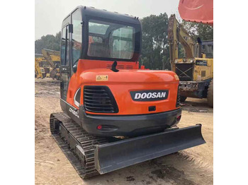크롤러 굴삭기 DOOSAN DX60
