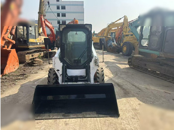 스키드 스티어 로더 BOBCAT S550