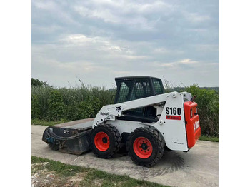 스키드 스티어 로더 BOBCAT S160