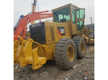 그레이더 CATERPILLAR 140G