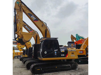 크롤러 굴삭기 CATERPILLAR 323D2L