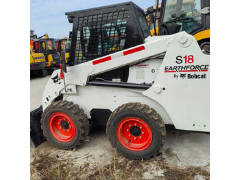 스키드 스티어 로더 BOBCAT S16