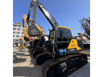 크롤러 굴삭기 VOLVO EC140