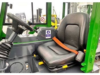 4방향 리치 트럭 Combilift C2500CB / TRIPLEX / DIESEL / 4900MM / FREE LIFT / POSITIONER 1720MM / LIKE NEW : 사진 4