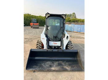 스키드 스티어 로더 BOBCAT S550