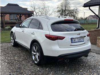 SUV Infiniti QX70 FX30 Diesel V6 Euro6 : 사진 5