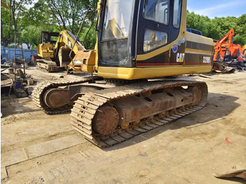 크롤러 굴삭기 CATERPILLAR 320BL : 사진 4