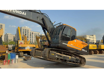 크롤러 굴삭기 HYUNDAI R220LC-9S : 사진 3