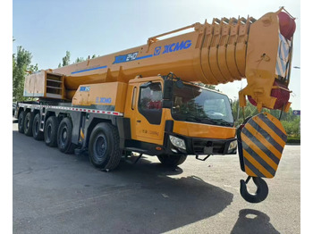 모바일 크레인 XCMG XCA240