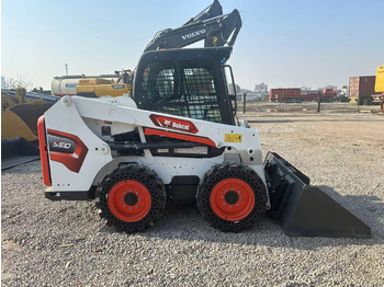 스키드 스티어 로더 BOBCAT S510