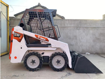스키드 스티어 로더 BOBCAT S70
