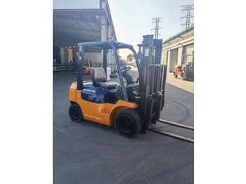 디젤 지게차 TOYOTA