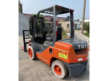 디젤 지게차 TOYOTA 3Ton Forklift Click for Discount : 사진 3 디젤 지게차 TOYOTA 3Ton Forklift Click for Discount : 사진 3