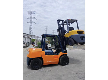 디젤 지게차 TOYOTA