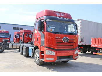 트랙터 유닛 FAW