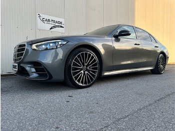 세단 MERCEDES-BENZ