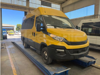 스쿨버스 IVECO Daily