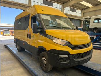 스쿨버스 IVECO Daily