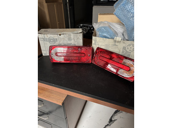 미등 MERCEDES-BENZ