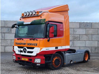 트랙터 유닛 MERCEDES-BENZ Actros 1844