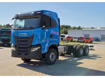 캡 새시 트럭 IVECO S-WAY
